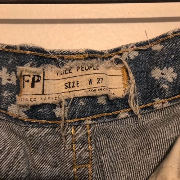 Free People Daisy shorts size 27 - Picture 5 of 5